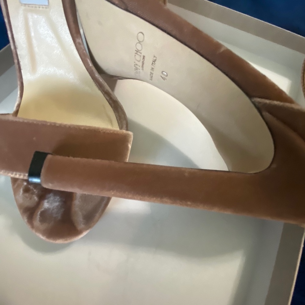 Jimmy Choo - Picture 4 of 6